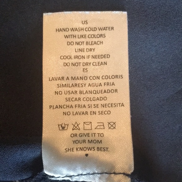 Women’s c & e floral Blouse in Medium - Picture 12 of 12